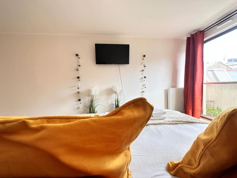 Appartement Drouet D'erlon Duplex Spacieux, Terrasse Au Centre Reims